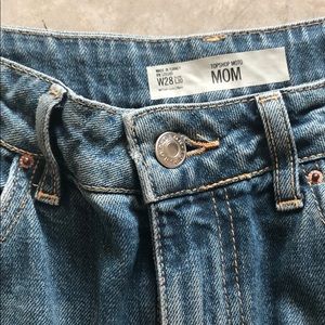 Top shop Mom Jean size 28 x 30